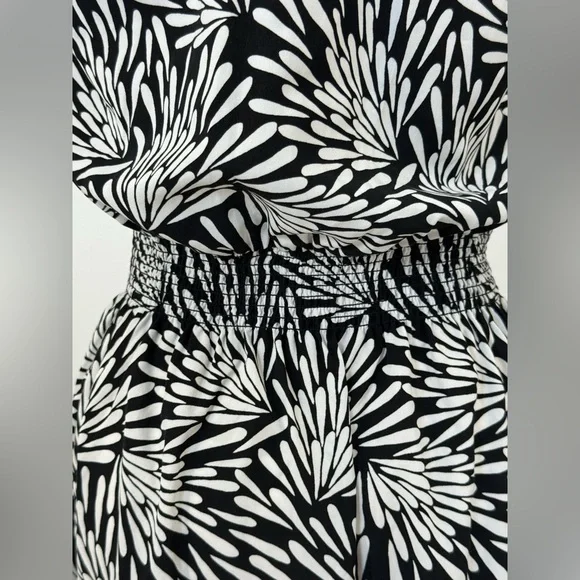NWT Banana Republic Black White Leaf Print Maxi Dress Sz 4 Sleeveless Racerback - Picture 13 of 13